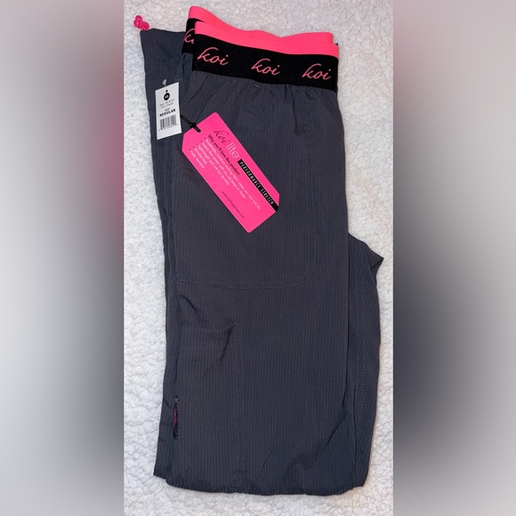 NWT KOI Lite Women's Spirit Pant Scrub Pants. Size XS regular. Color charcoal. - Picture 5 of 5